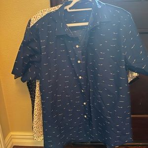 Men's Swimmer Print
Short Sleeve Button-Up
